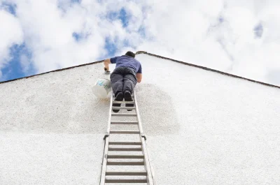Peinture extérieure à Singles — façades et ravalement